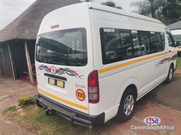 Toyota Quantum 2.5 D-4D Sesfikile 16-Seat Manual 2021 - image 2