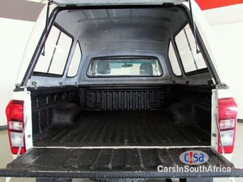 Isuzu KB250 2.5 Manual 2015 - image 3