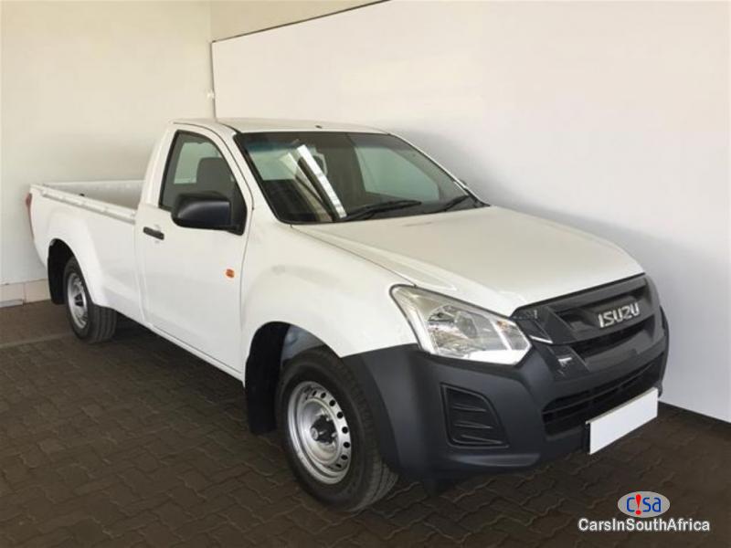 Isuzu KB240 Manual 2015 - image 3