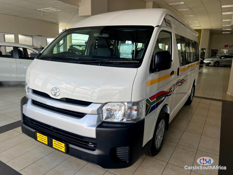 Toyota Quantum 2.5 D-4D Sesifikile 16 Seats ( +27 685845776 Manual 2019 in Eastern Cape