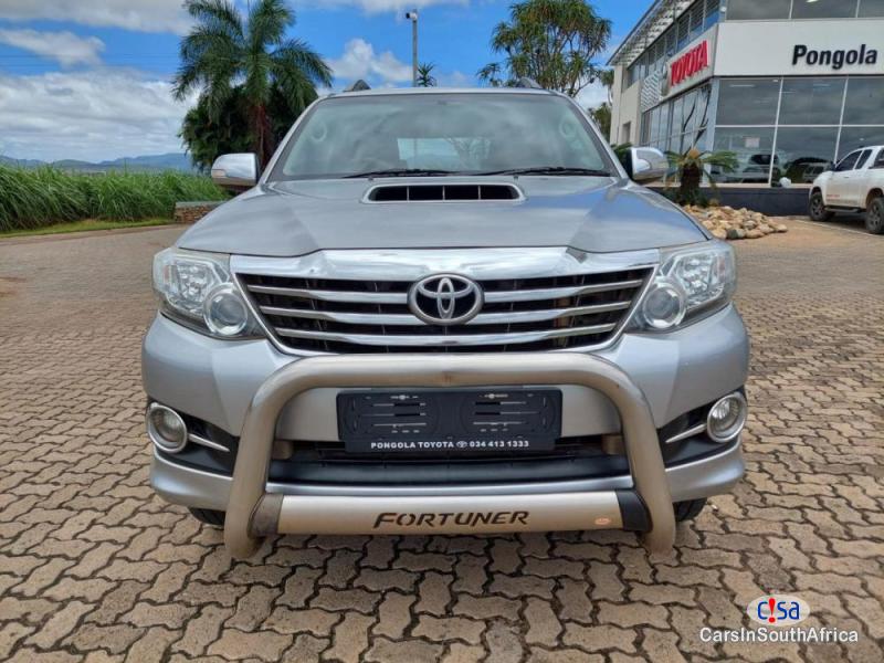 Toyota Fortuner 2.D-4D RB +27 685845776 Manual 2015 - image 3
