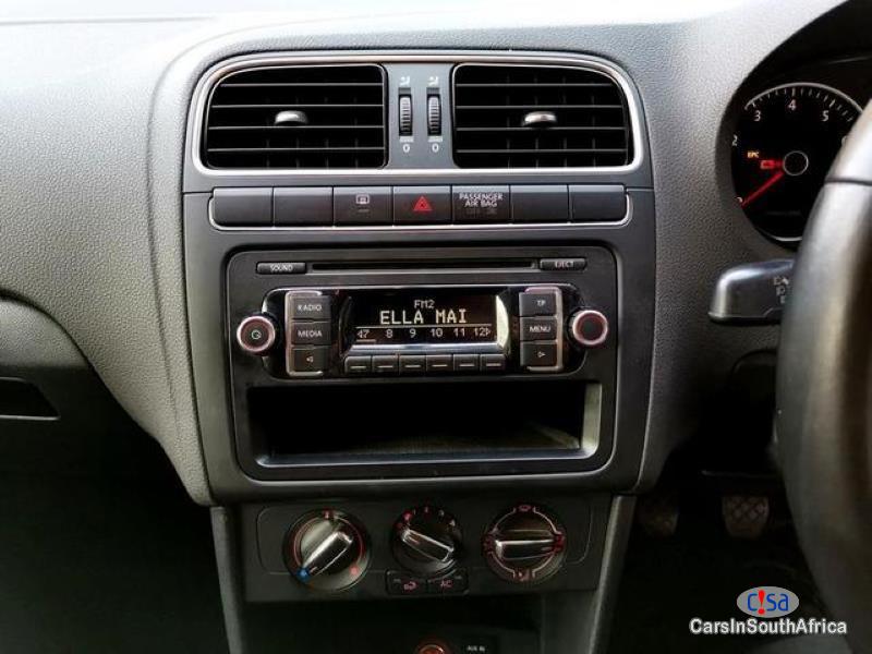 Volkswagen Polo 1600 Manual 2015 - image 6