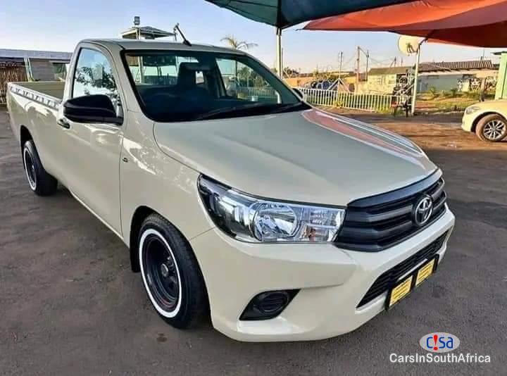 Toyota Hilux 0663929914 Manual 2019
