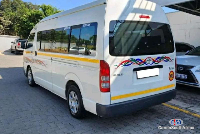 Toyota Quantum 2.5 Sesifikile 16 Seats ( +27 685845776 Manual 2017 - image 3