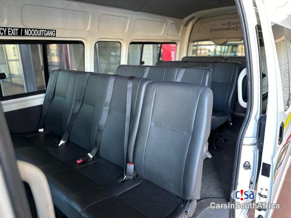 Toyota Quantum 2.5 D-4D Sesfikile 16-Seat Manual 2022 - image 3