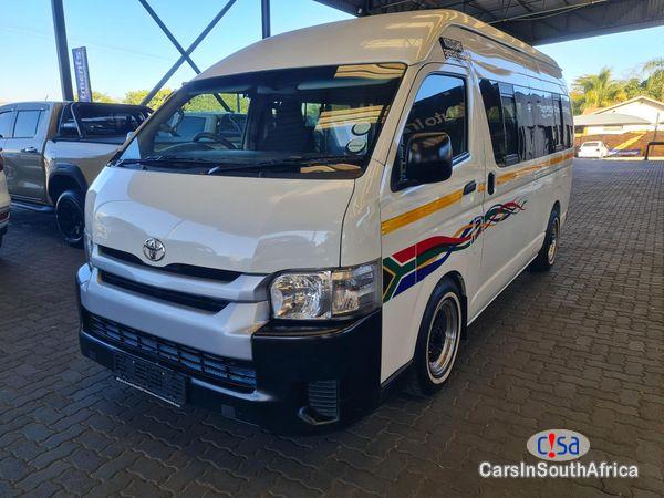 Pictures of Toyota Quantum 2.5D-4D Sesifiki´re Manual 2022