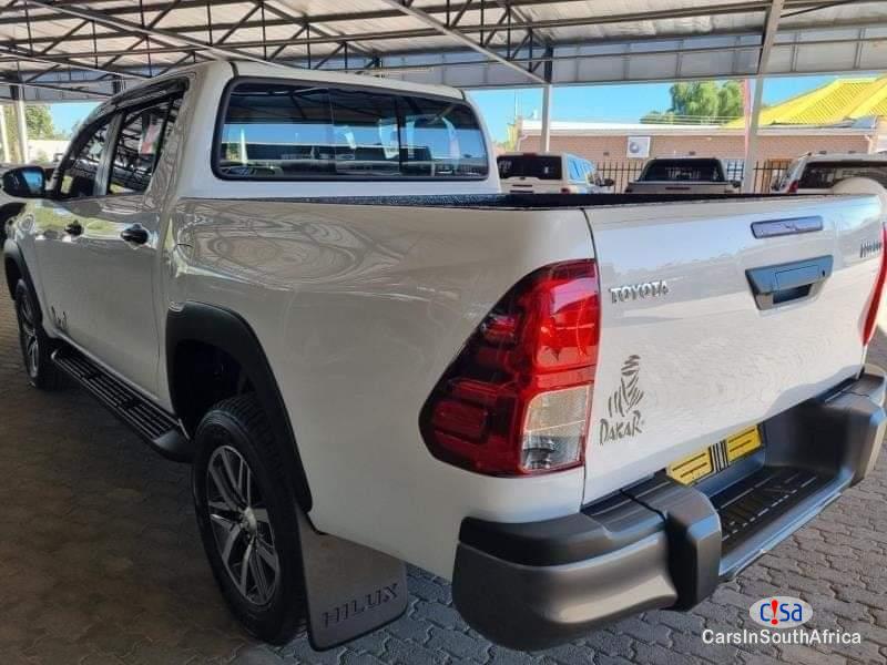 Toyota Hilux 2.8GD6 0679505805 Manual 2018 - image 2