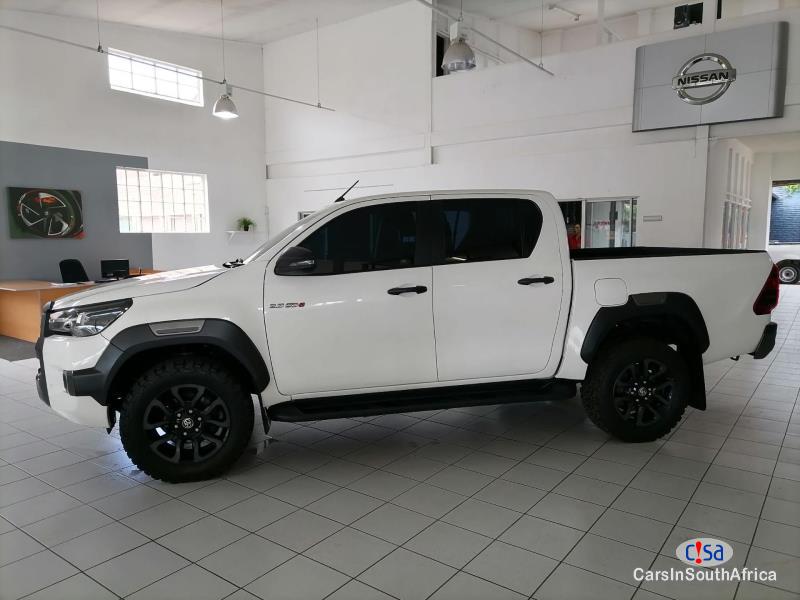 Toyota Hilux 2.8GD6 Auto Automatic 2021 - image 3