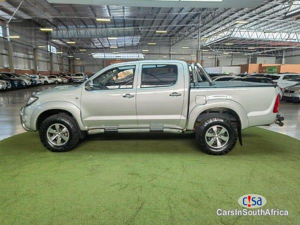 Toyota Hilux 3.0 D-4D Automatic 2010 - image 4