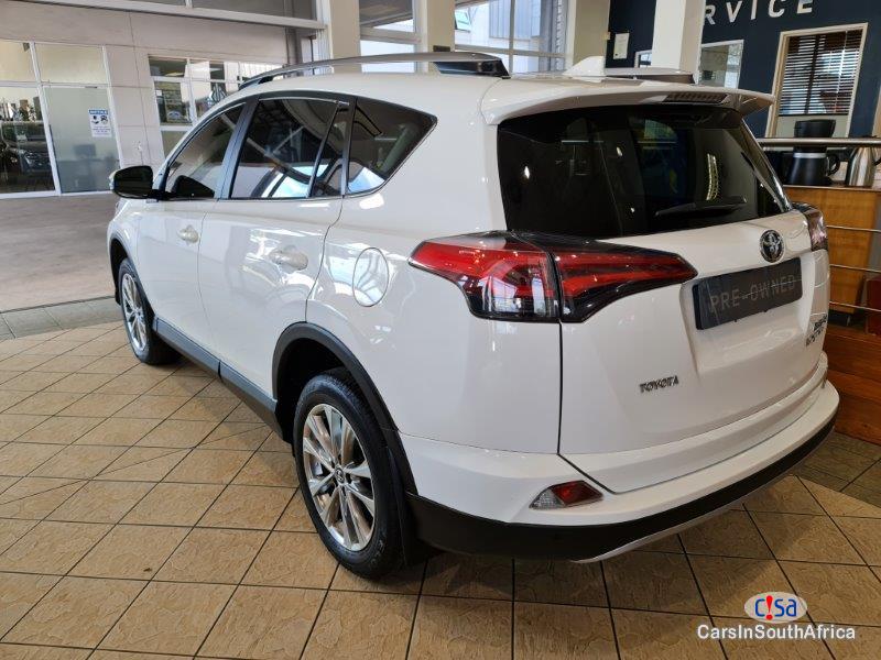 Toyota RAV-4 2.0 GX Automatic 2018 - image 2