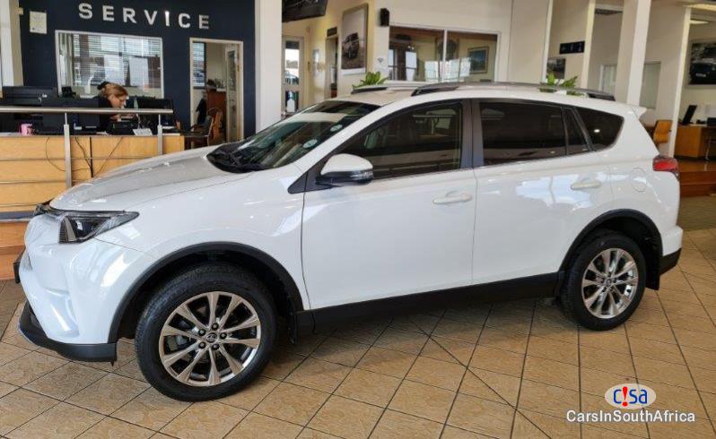 Toyota RAV-4 2.0 GX Automatic 2018 - image 4