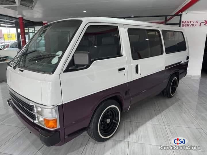 Toyota HiAce 2.2 Siyaya Manual 2007 - image 3