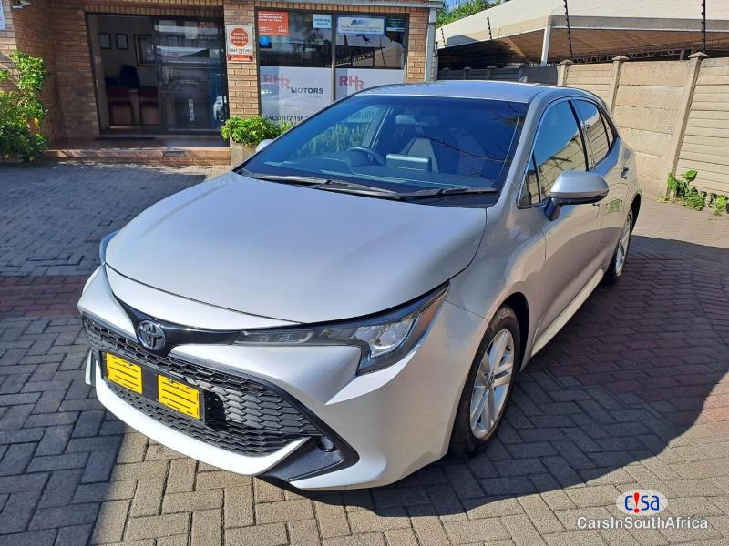 Toyota Corolla Hatch 2.0 XR Manual 2022 in Western Cape