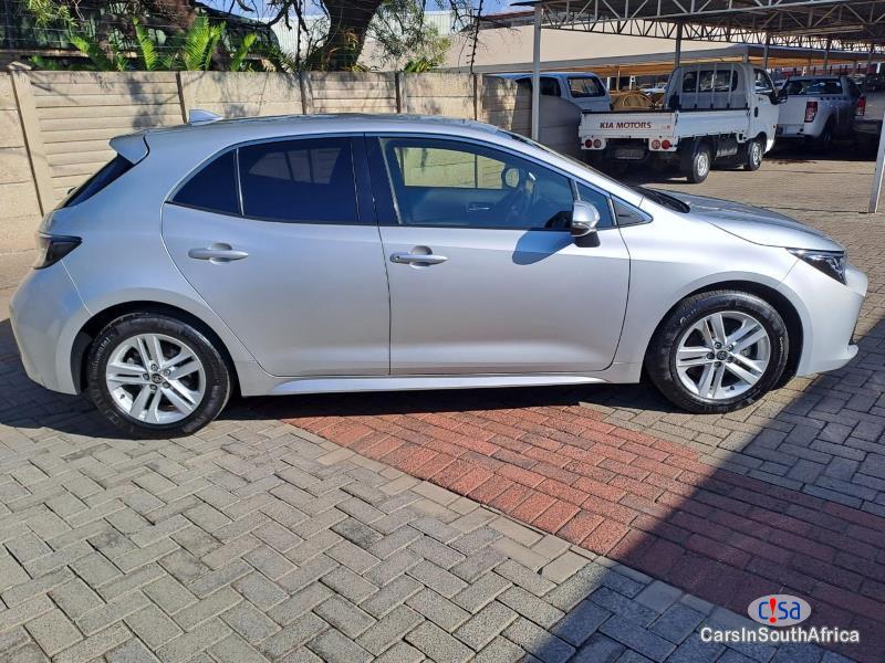 Toyota Corolla Hatch 2.0 XR Manual 2022 in South Africa