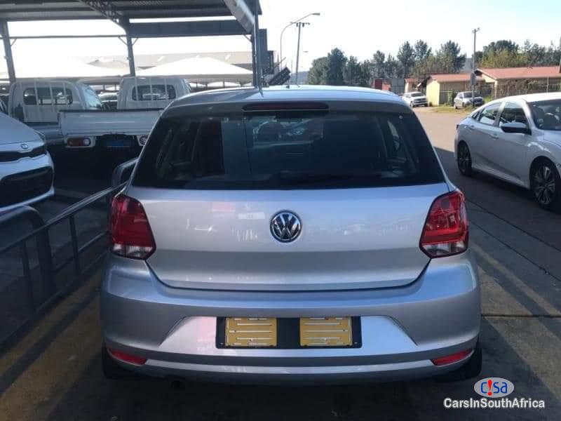 Volkswagen Polo Vivo 1.6 Highline Manual 2019 - image 2