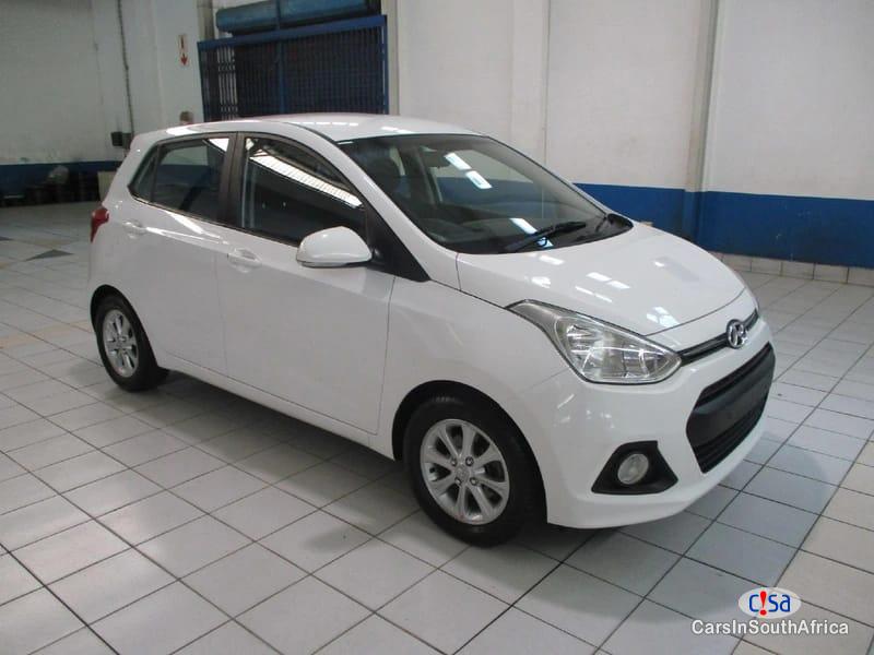 Pictures of Hyundai i20 1.2 Manual 2017