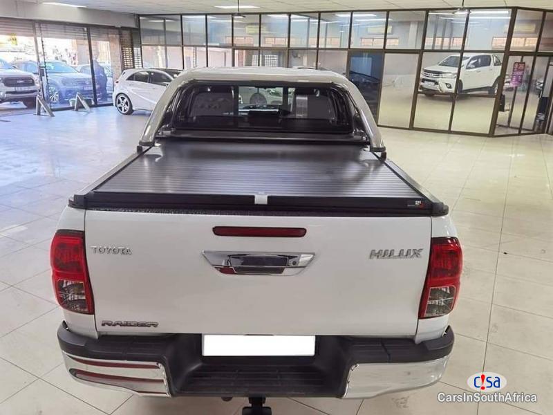 Toyota Hilux 2.4L GD6 AUTO 0813350925 Manual 2017 - image 4
