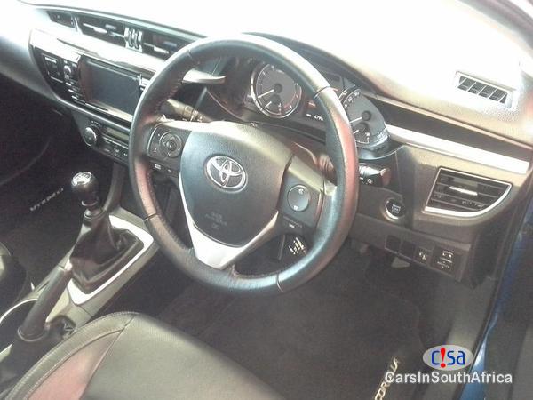 Toyota Corolla Manual 2015 - image 4