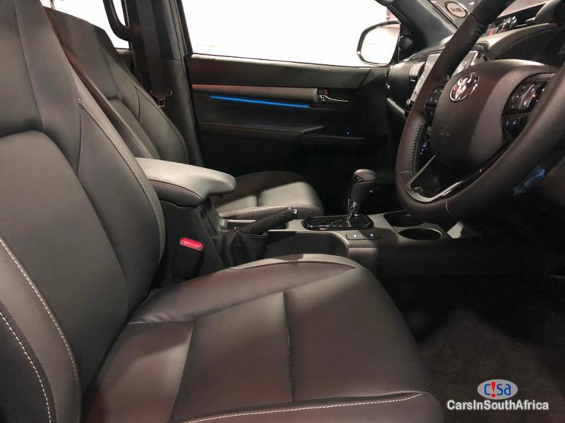 Toyota Hilux 2.8 Automatic 2023 - image 3
