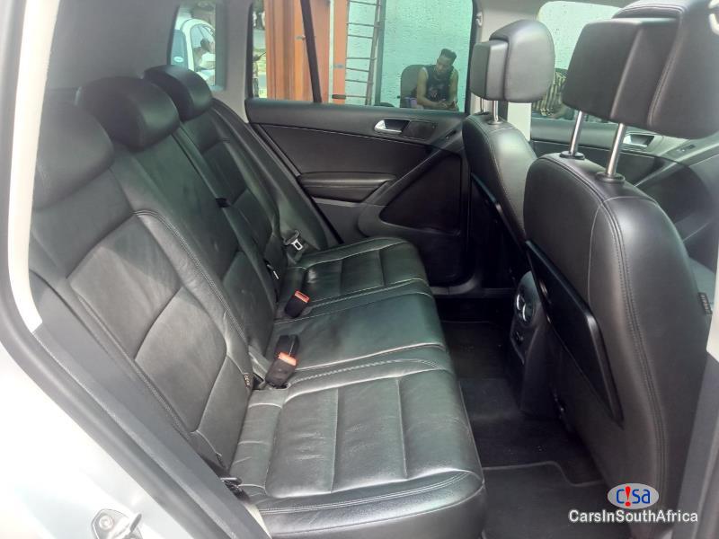 Toyota Hilux 2.0 Manual 2016 - image 6
