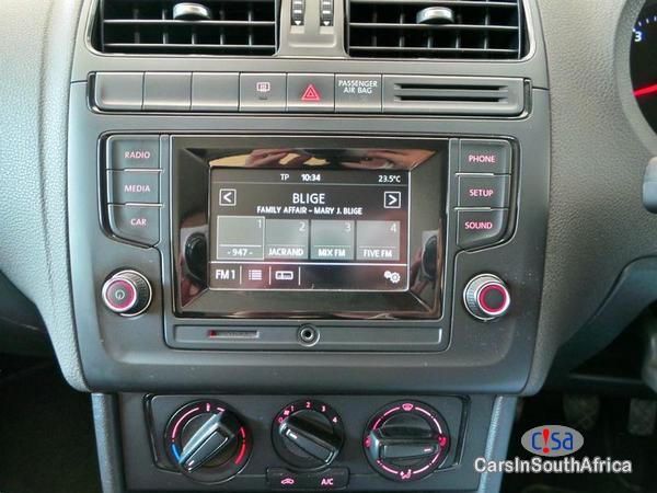 Volkswagen Polo 1.4 Automatic 2014 - image 11
