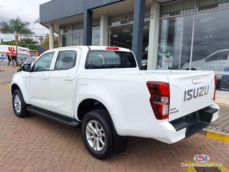 Isuzu 0784119228 Manual 2022 - image 4