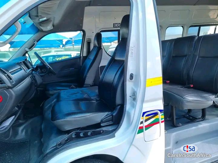 Toyota Quantum 2.5 D-4D Sesfikile 16-Seat Manual 2021 - image 4