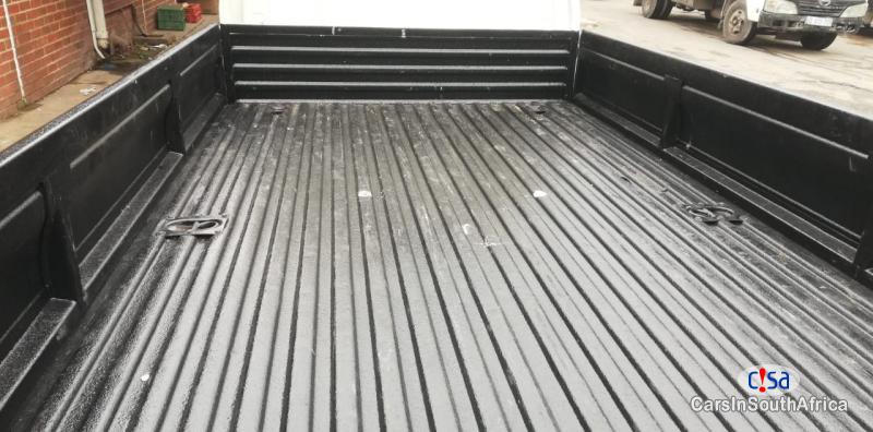 Hyundai H100 Bakkie Manual 2015 - image 5