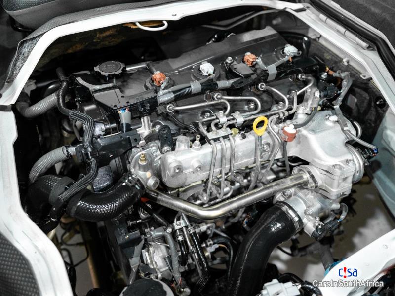 Toyota Quantum Manual 2010 - image 5