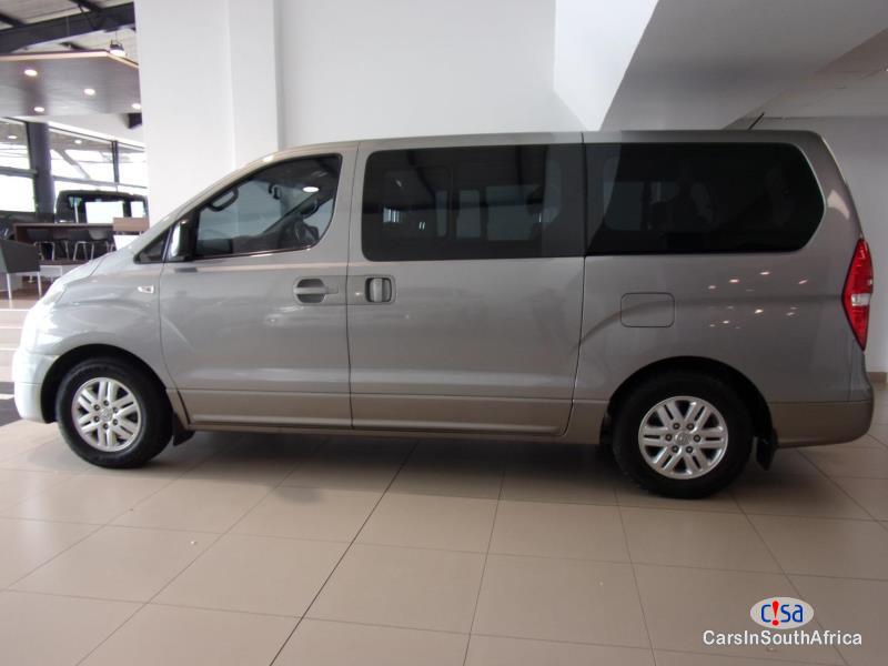 Picture of Hyundai H-1 2.5 Turbo Diesel Good Condition Automatic 2016