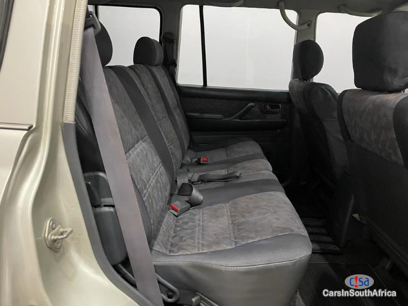 Picture of Toyota Land Cruiser SUV Offroad Manual 1995 in South Africa