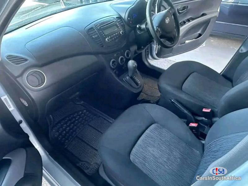 Hyundai i10 I10 GLS Fluid Automatic 2012 in Eastern Cape - image