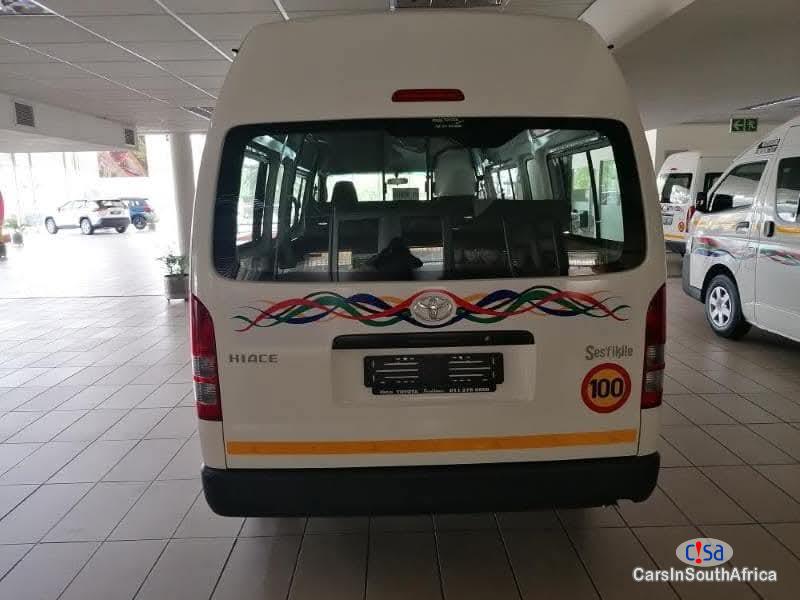 Toyota HiAce 2.5 D4d Sesfikile (0726318146) Manual 2023 - image 3