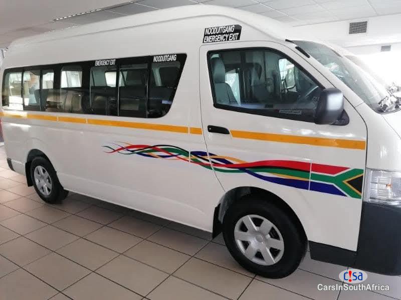 Toyota HiAce 2.5 D4d Sesfikile (0726318146) Manual 2023 - image 4