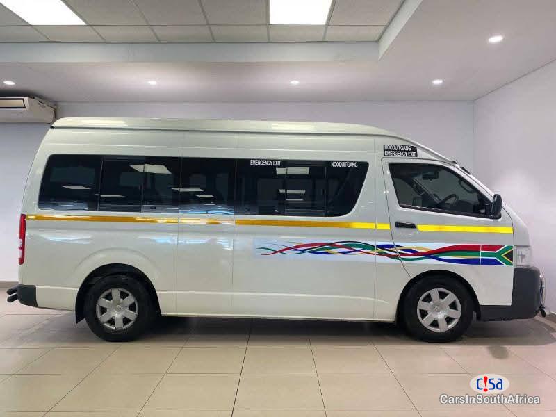 Toyota HiAce 2022 Toyota Quantum 2.5 D4D 0698183175 Manual 2022 in Northern Cape