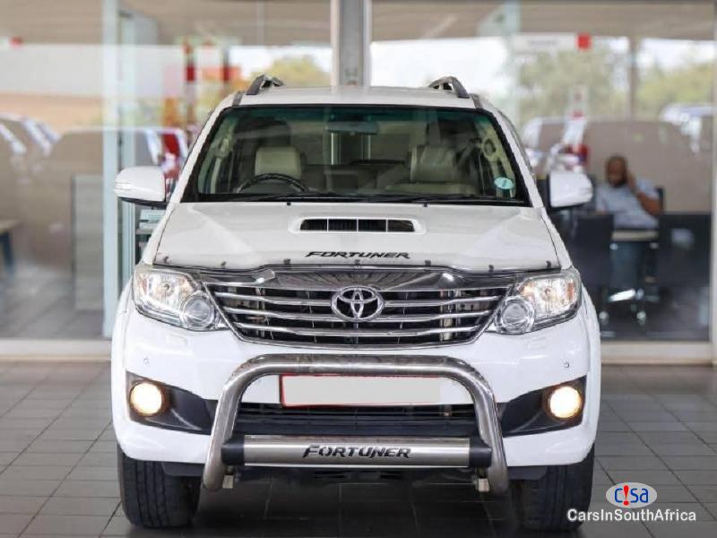 Toyota Fortuner Fortuner Automatic 2012