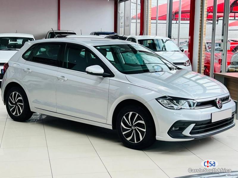 Pictures of Volkswagen Polo Hatch 1.0Tsi Life Manual 2023