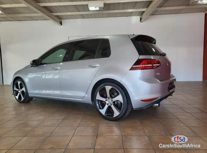 Volkswagen Golf 2.0 Automatic 2018 - image 2