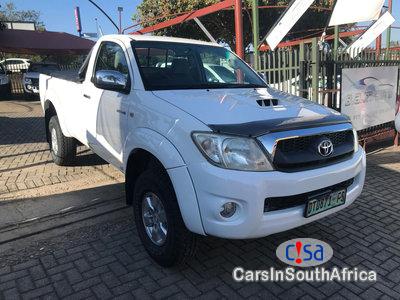 Pictures of Toyota Hilux 2.5 Manual 2012