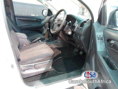Isuzu KB250 2.5 Manual 2015 - image 5
