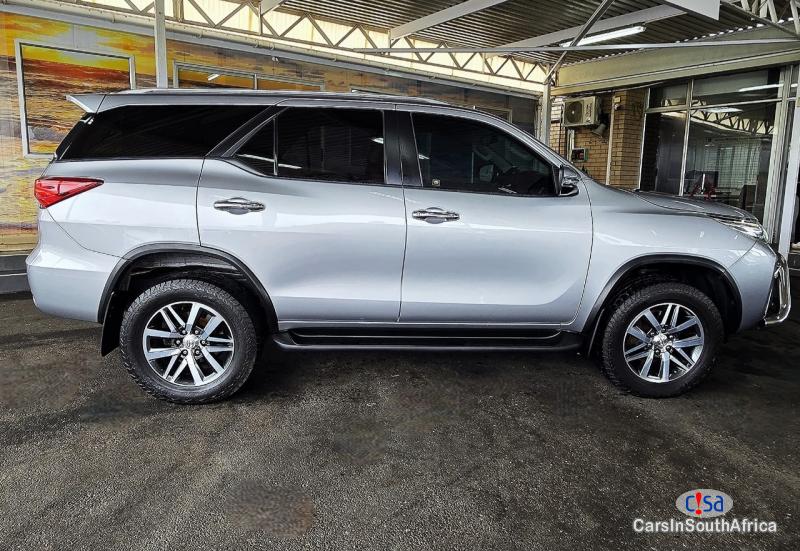 Toyota Fortuner 2.8GD-6 Bank Repossessed Automatic 2019 - image 2