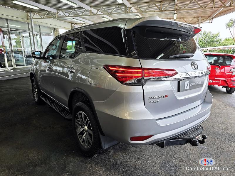 Toyota Fortuner 2.8GD-6 Bank Repossessed Automatic 2019 - image 3