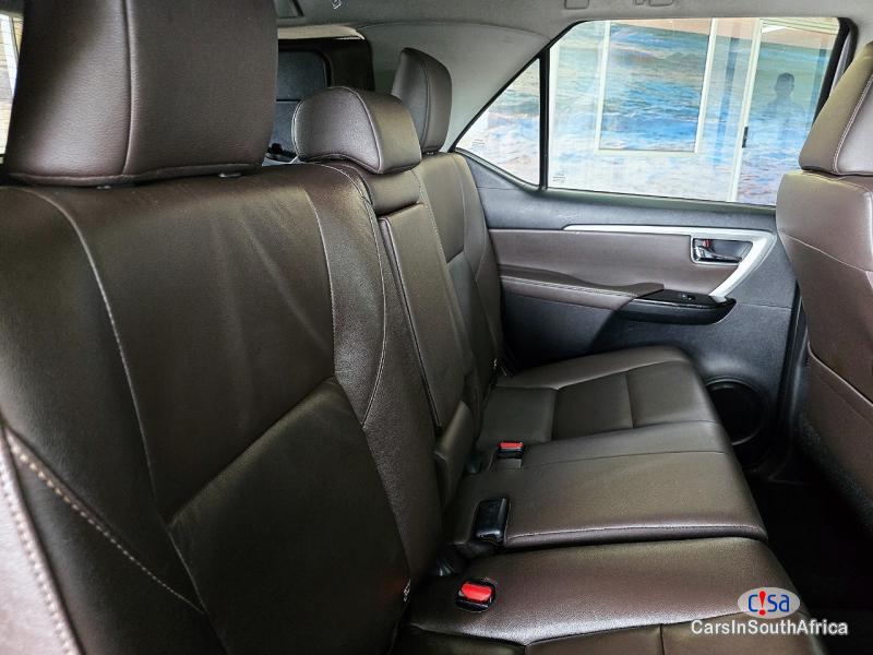 Toyota Fortuner 2.8GD-6 Bank Repossessed Automatic 2019 - image 5