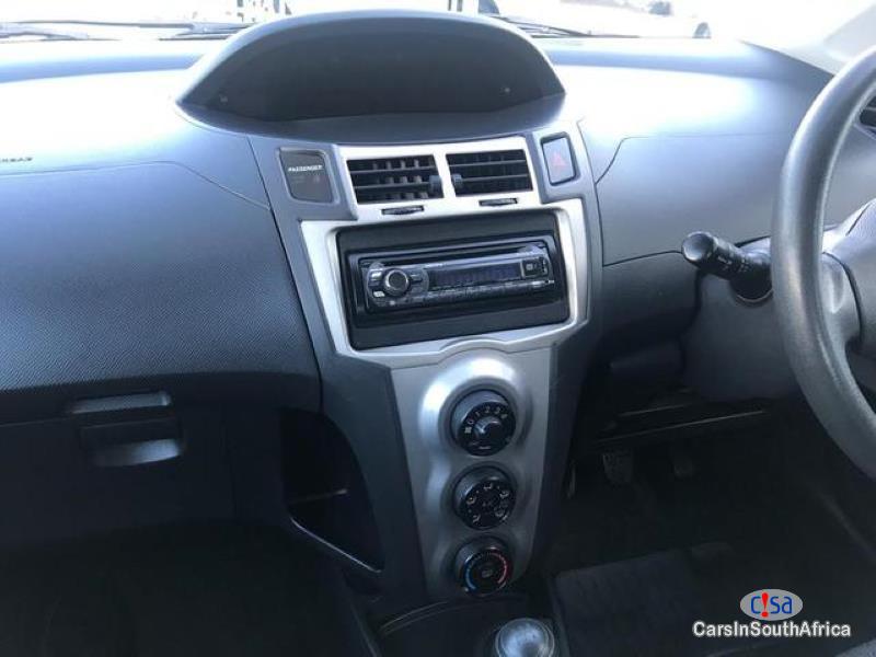 Toyota Yaris Manual 2013