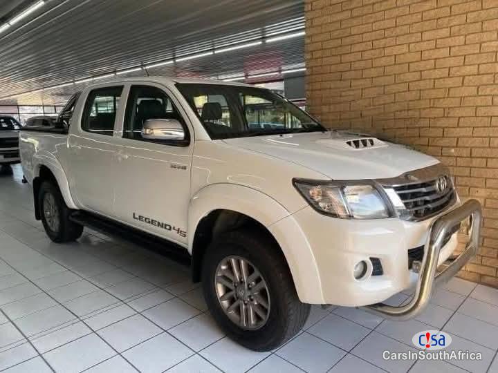 Picture of Toyota Hilux 3.0D Manual 2015