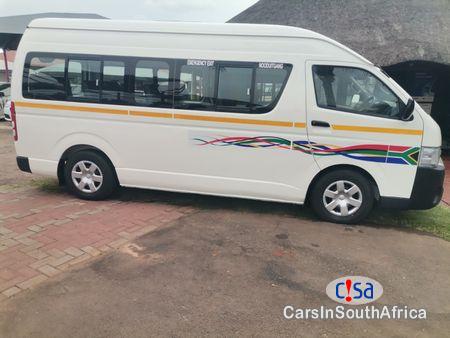 Toyota Hilux 2.5 Manual 2018 - image 2