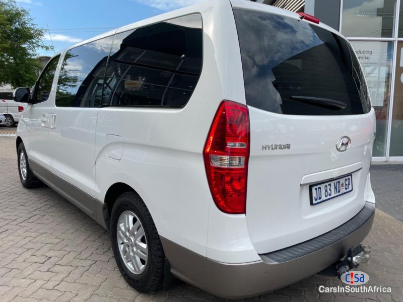 Hyundai H-1 2.5 Automatic 2018 - image 3