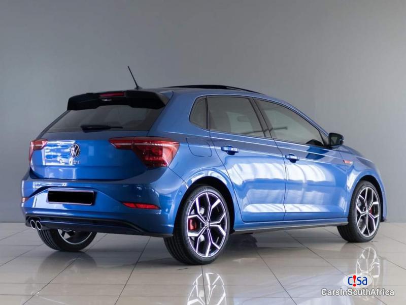 Volkswagen Polo Automatic 2019 - image 2