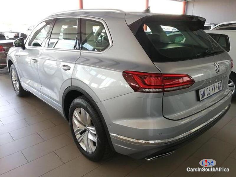 Volkswagen Touareg Automatic 2018 - image 12
