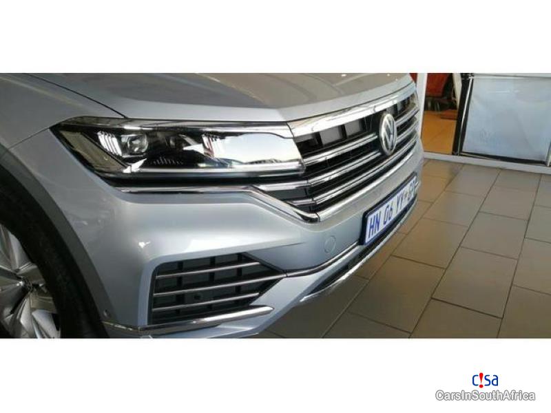 Volkswagen Touareg Automatic 2018 - image 3